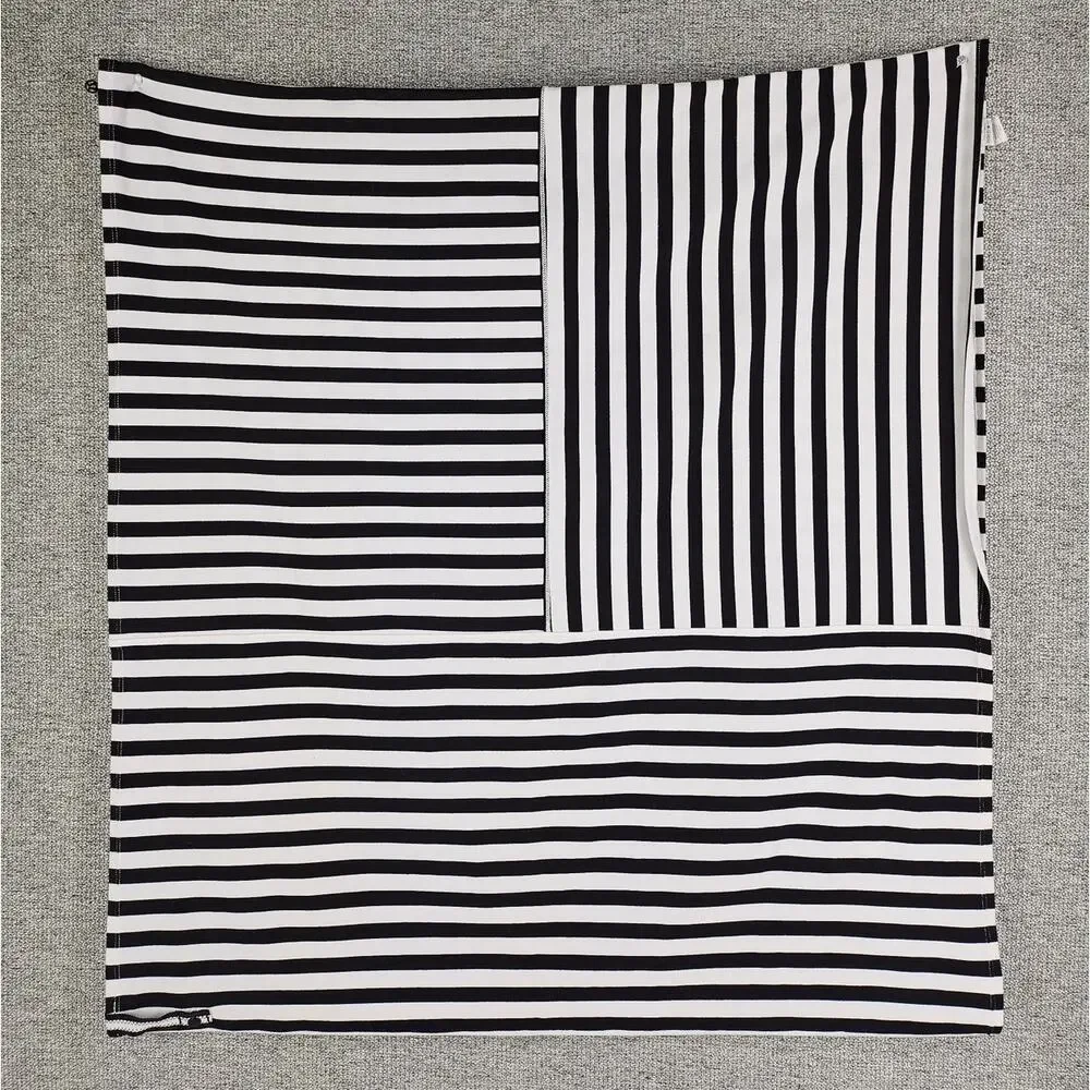 LULULEMON WOMENS VINYASA ZIPS SCARF APEX BLACK WHITE - SWEAT WICKING - ONE SIZE
